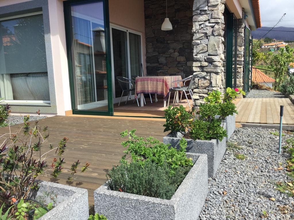 Banda Do Sol Self Catering Cottages Estreito Da Calheta Екстериор снимка