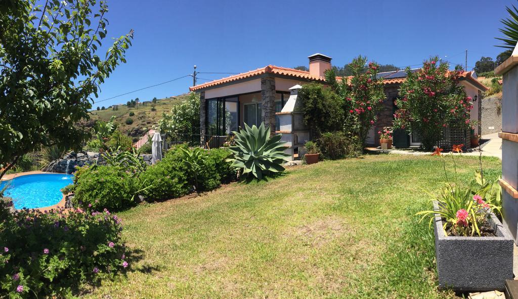 Banda Do Sol Self Catering Cottages Estreito Da Calheta Екстериор снимка