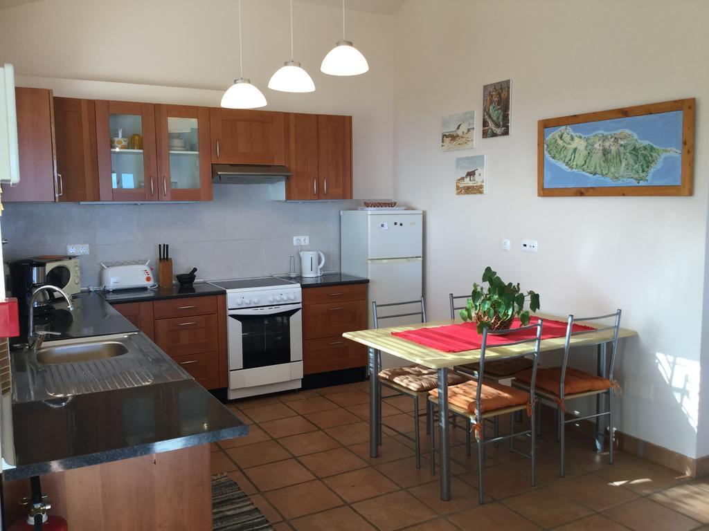 Banda Do Sol Self Catering Cottages Estreito Da Calheta Екстериор снимка